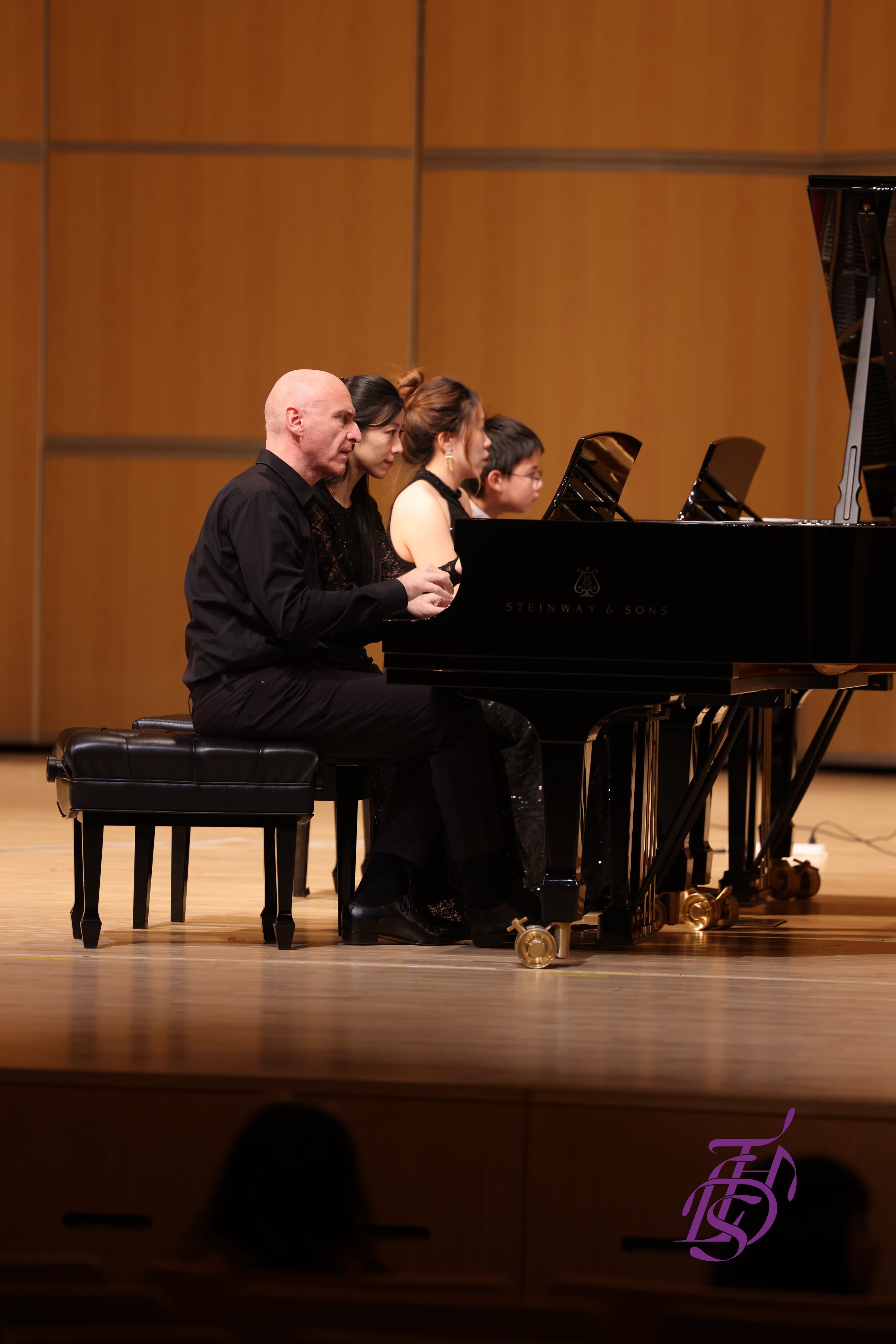 钢琴六手联弹音乐会